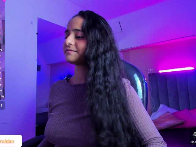 Giselle-Roldan live cam on BongaCams