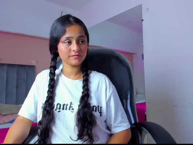 Giselle-Roldan live cam on BongaCams