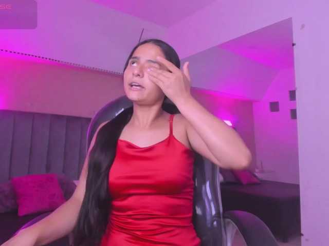 Giselle-Roldan live cam on BongaCams