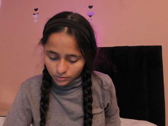 Giselle-Roldan live cam on BongaCams