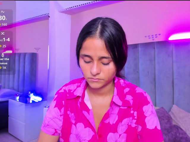 Giselle-Roldan live cam on BongaCams