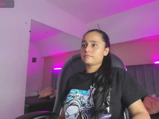 Giselle-Roldan live cam on BongaCams