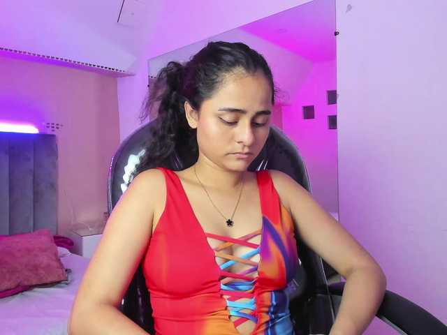 Giselle-Roldan live cam on BongaCams