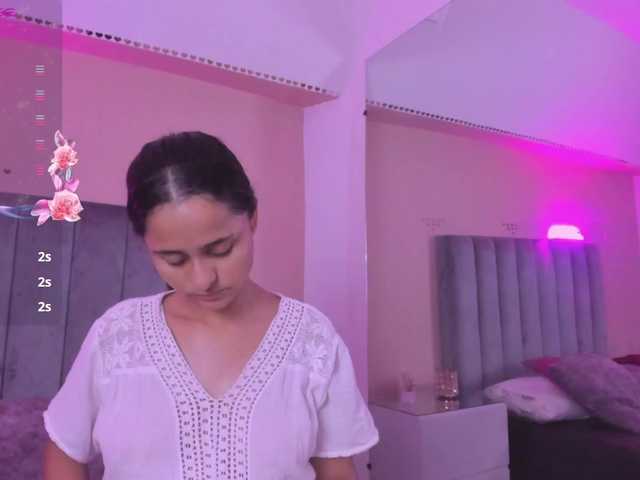 Giselle-Roldan live cam on BongaCams