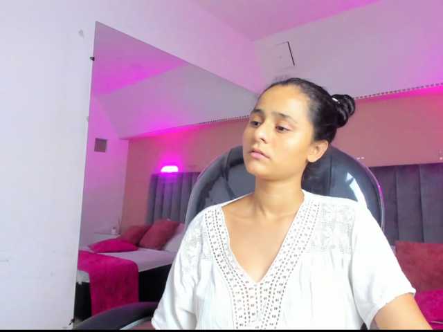 Giselle-Roldan live cam on BongaCams