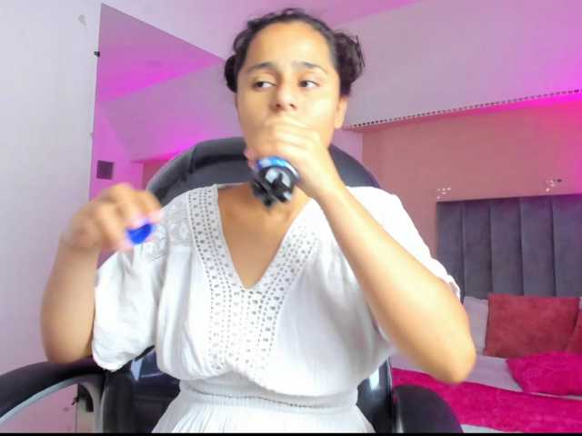 Giselle-Roldan live cam on BongaCams