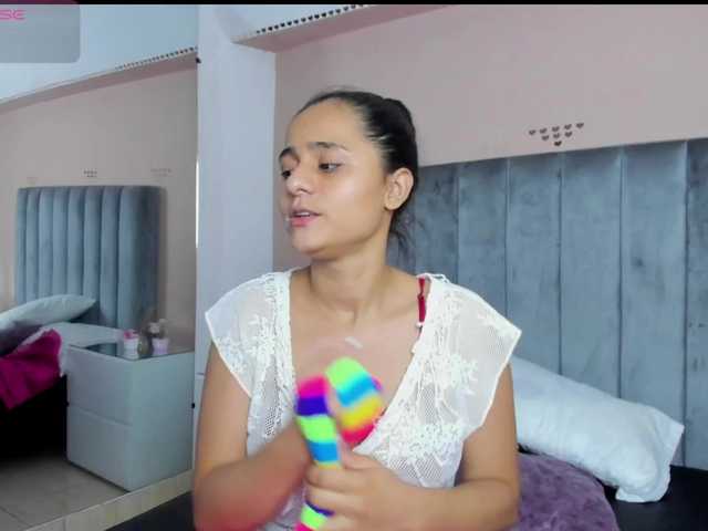Giselle-Roldan live cam on BongaCams