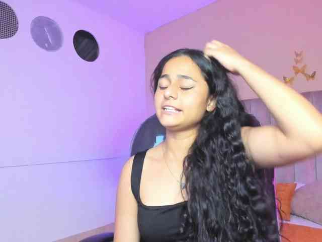 Giselle-Roldan webcam