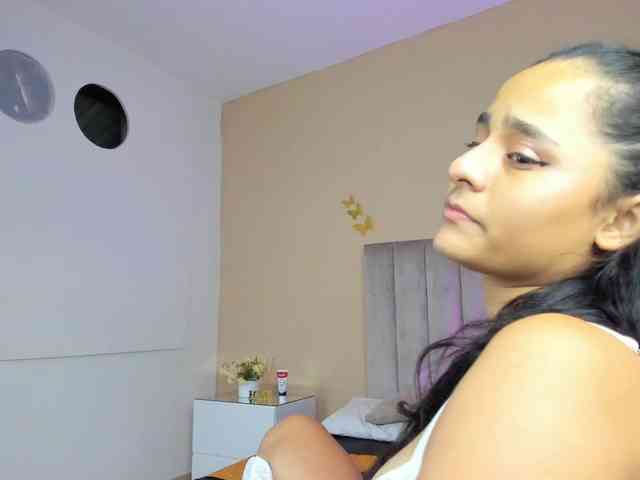 Giselle-Roldan webcam