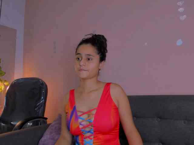 Giselle-Roldan webcam