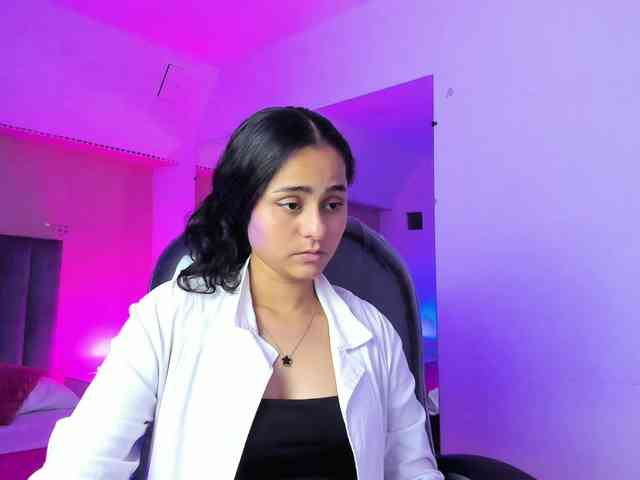 Giselle-Roldan Live Webcam on BongaCams
