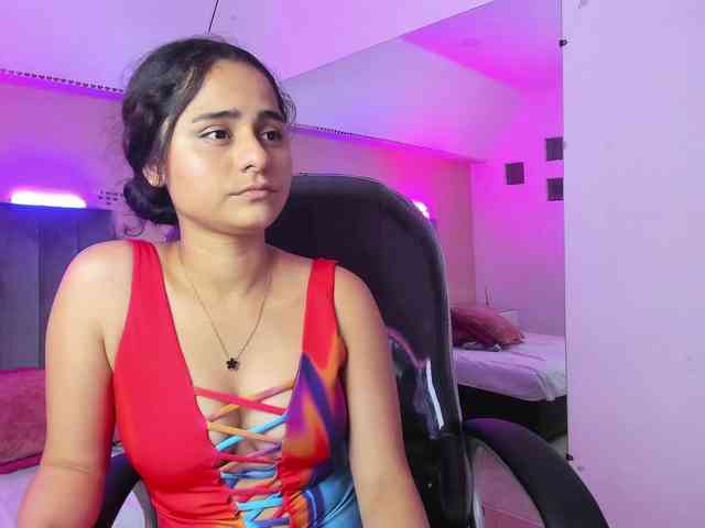 Giselle-Roldan webcam