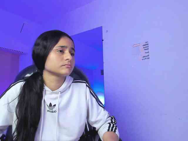 Giselle-Roldan webcam