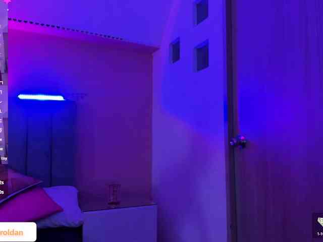 Giselle-Roldan webcam