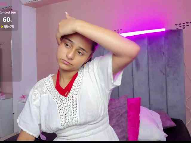Giselle-Roldan webcam
