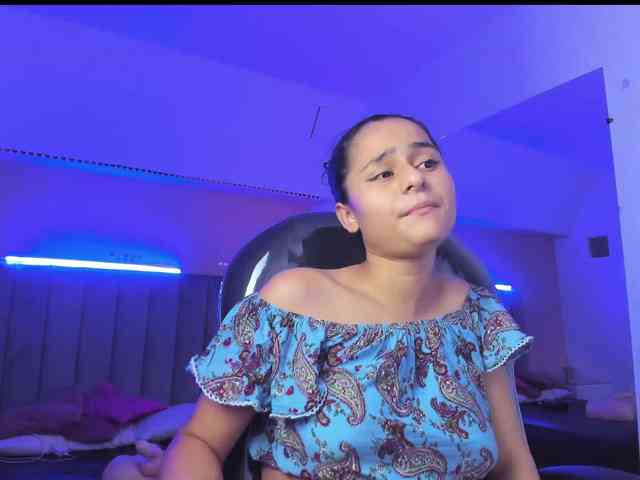 Giselle-Roldan webcam