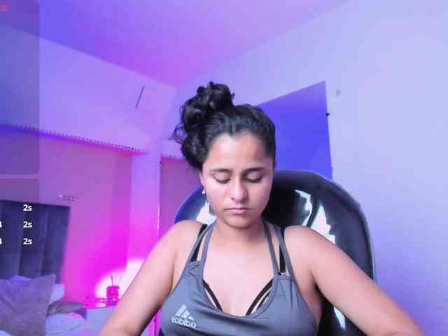 Giselle-Roldan webcam