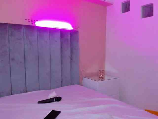 Giselle-Roldan webcam