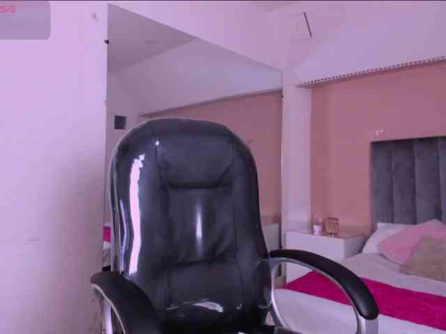 Giselle-Roldan webcam