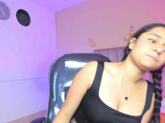 Giselle-Roldan webcam