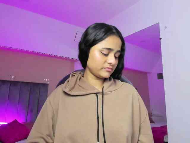 Giselle-Roldan webcam