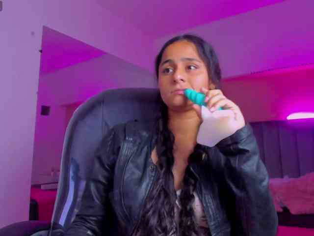 Giselle-Roldan webcam
