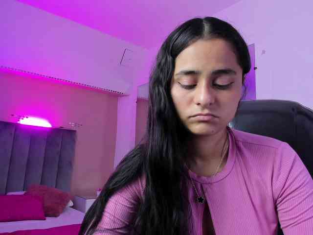 Giselle-Roldan webcam