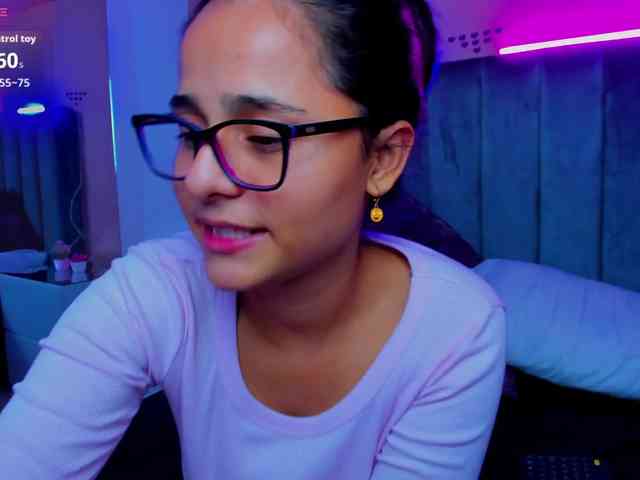 Giselle-Roldan webcam