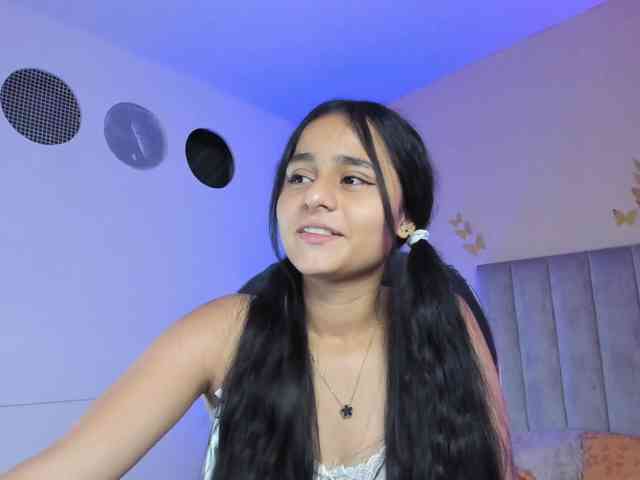 Giselle-Roldan webcam