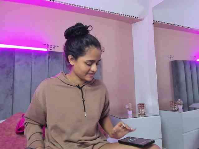 Giselle-Roldan webcam
