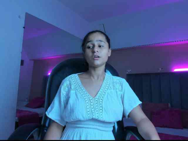 Giselle-Roldan webcam