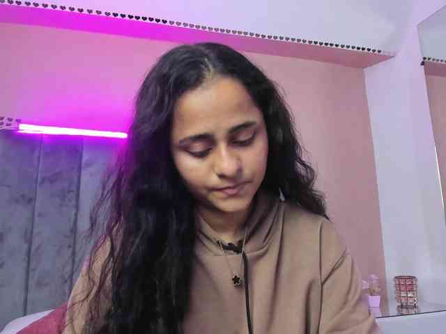 Giselle-Roldan webcam