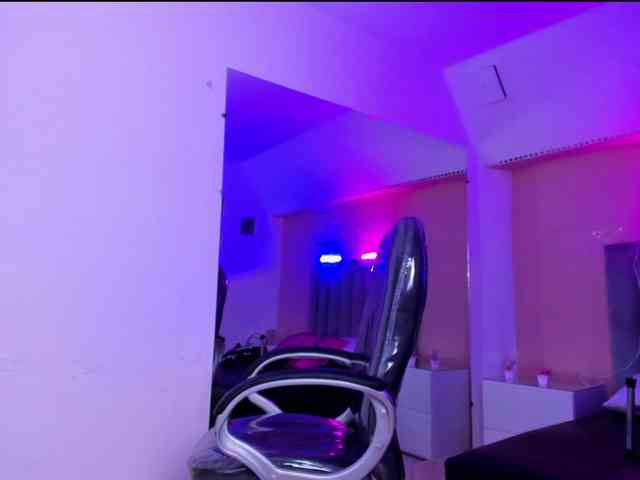 Giselle-Roldan webcam