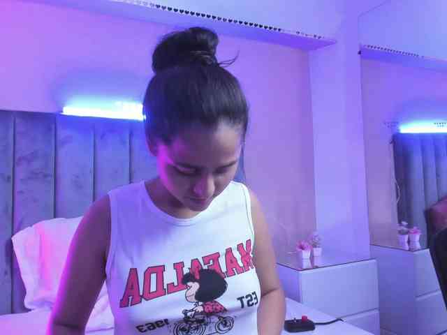 Giselle-Roldan webcam