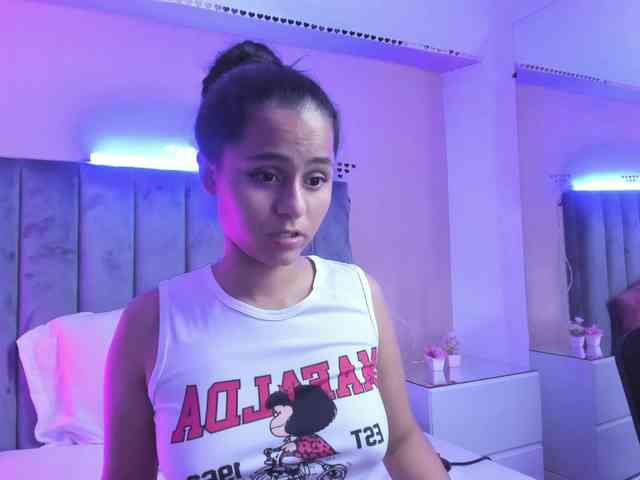 Giselle-Roldan webcam