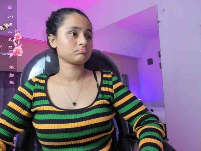 Giselle-Roldan webcam