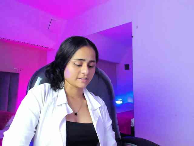 Giselle-Roldan webcam