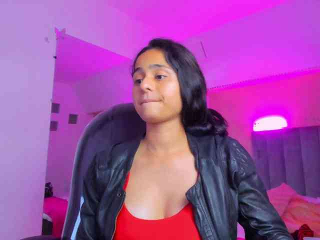 Giselle-Roldan webcam
