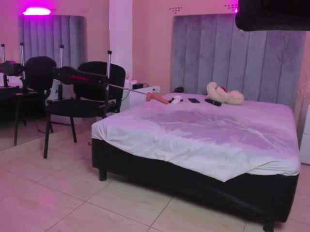 Giselle-Roldan webcam