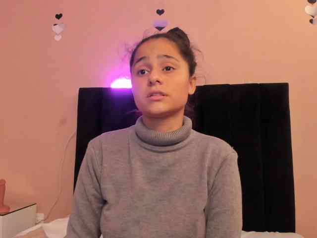 Giselle-Roldan webcam