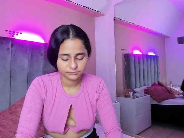 Giselle-Roldan Live Webcam on BongaCams