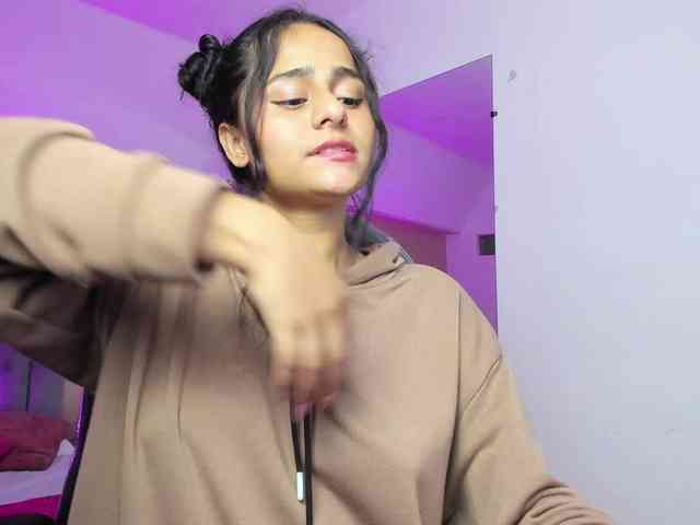 Giselle-Roldan webcam