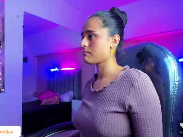 Giselle-Roldan webcam