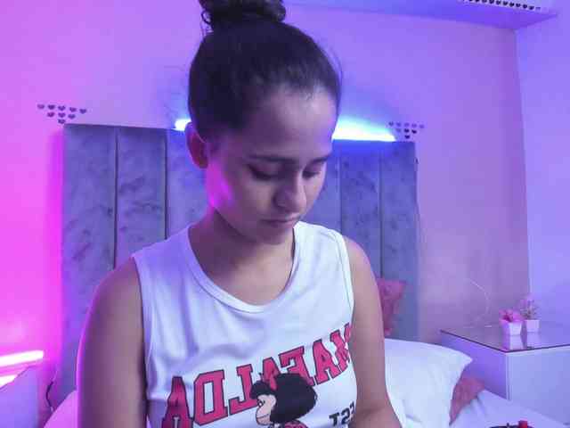 Giselle-Roldan webcam