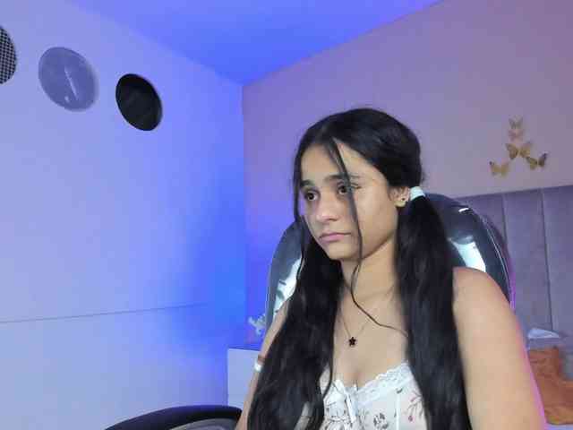 Giselle-Roldan webcam