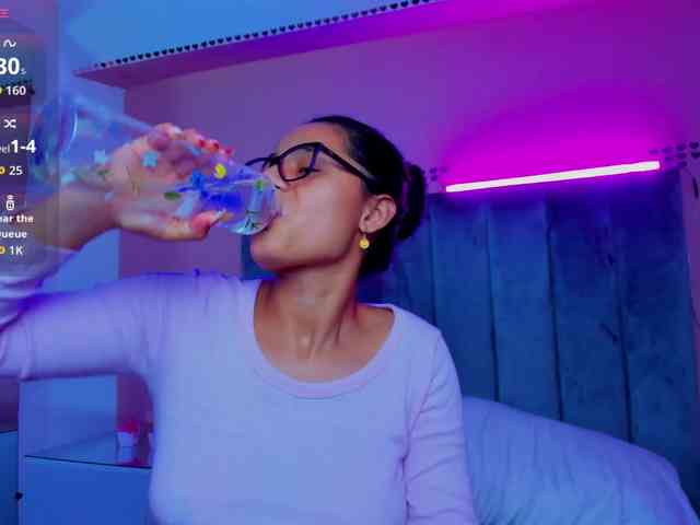 Giselle-Roldan webcam