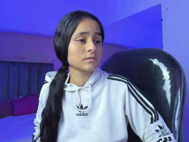 Giselle-Roldan webcam