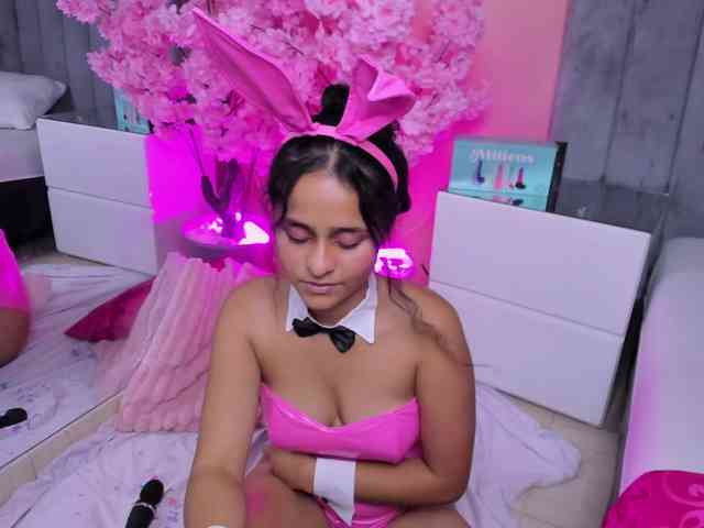 Giselle-Roldan - Girl 