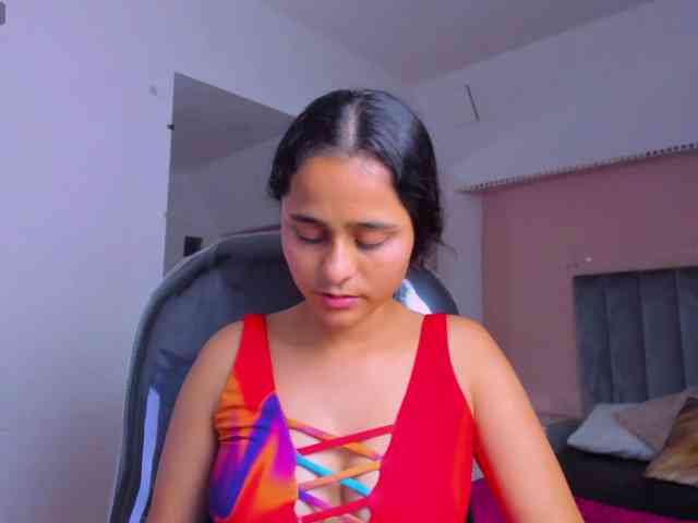 Giselle-Roldan webcam