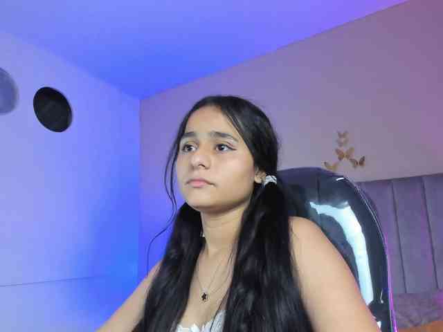 Giselle-Roldan webcam